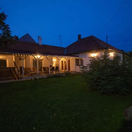 Villa Boutique *